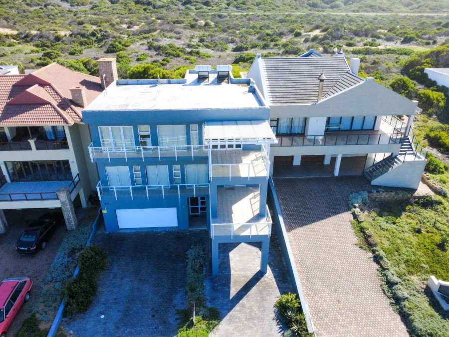 6 Bedroom Property for Sale in Stilbaai Oos Western Cape